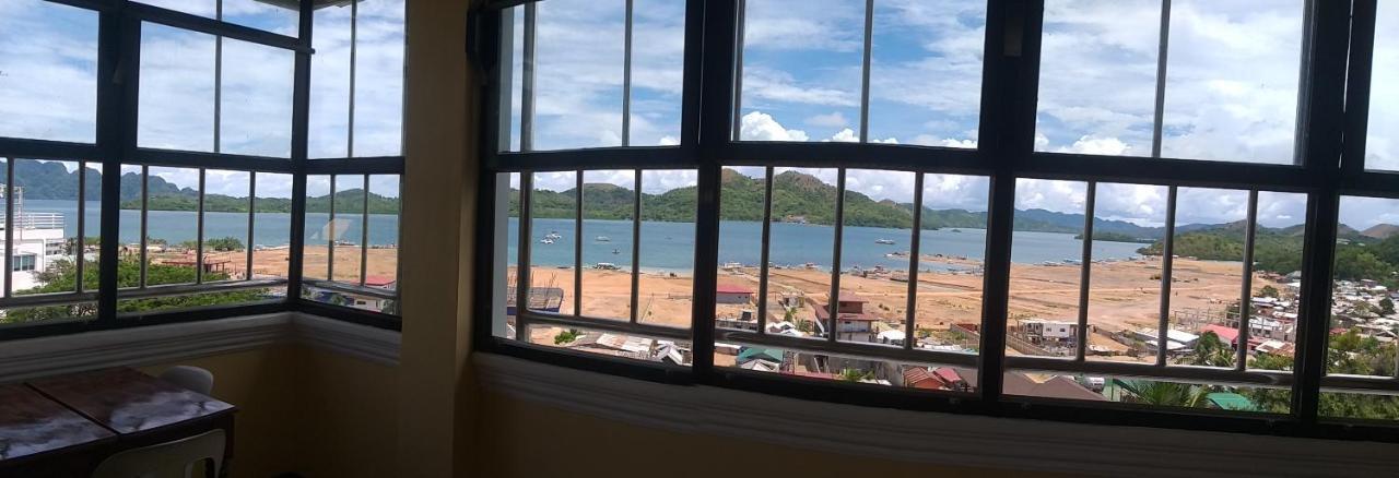 Divine Castle Travelers Inn Coron Exteriör bild