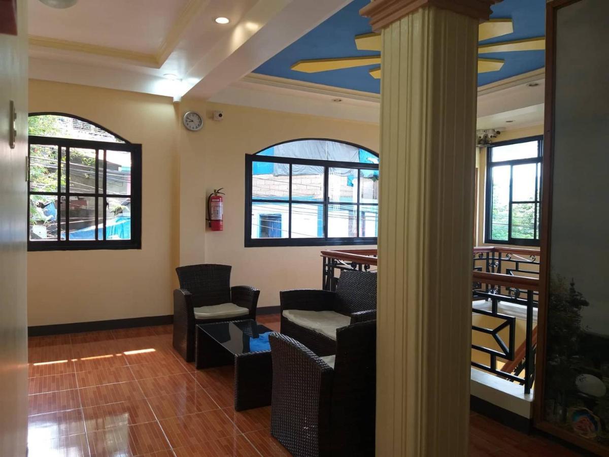 Divine Castle Travelers Inn Coron Exteriör bild