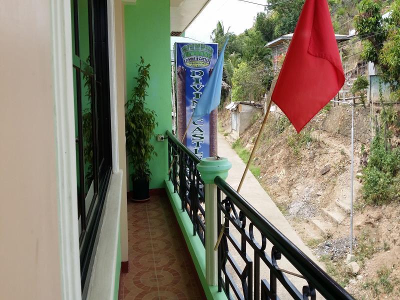 Divine Castle Travelers Inn Coron Exteriör bild